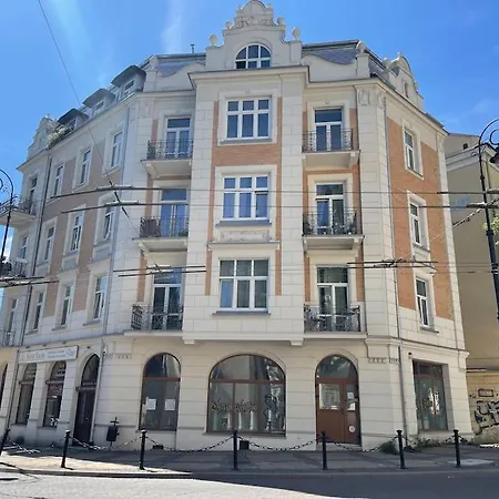 Easy Rent Apartments- Wyszynskiego Apartment *