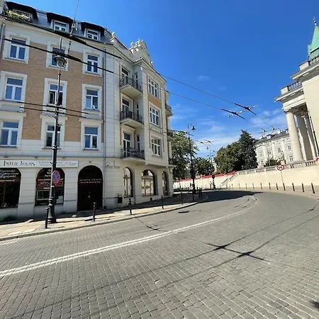 Easy Rent- Wyszynskiego, Centrum 24h Check-in Apartment *