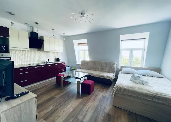 Apartment Easy Rent- Wyszynskiego, Centrum 24h Check-in